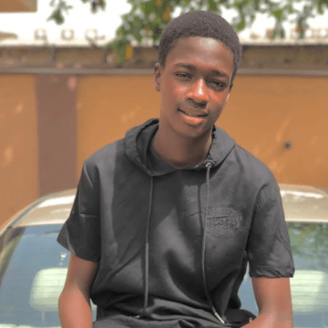 Cikakken tarihin ahmed ali nuhu